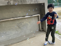 待て待てシャボン玉