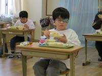（写真）２年生の学級の様子です。