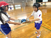 新聞紙リレー